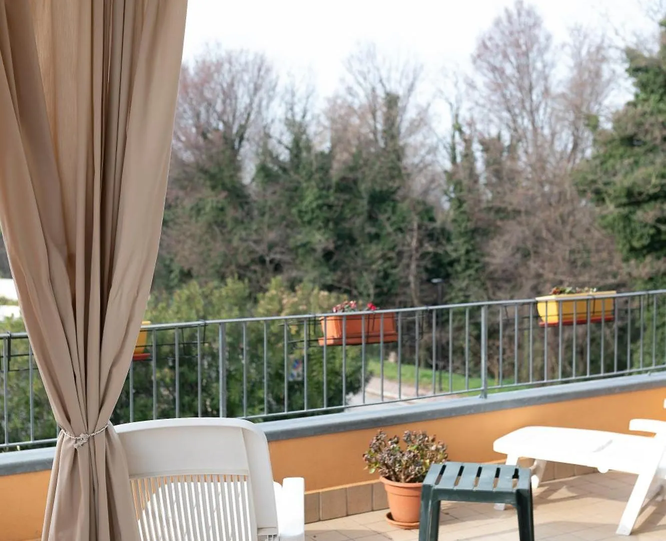 Appartamento Terrazza Baciata Dal Sole Lazise Italia